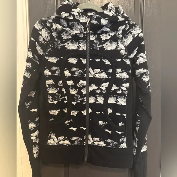 Lululemon Scuba Hoodie II Dream Rose Stripe | Neutral Blush Black | Size 6 - Picture 8 of 12